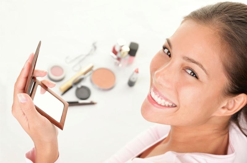 Типичные ошибки при нанесении макияжа: проверим себя?