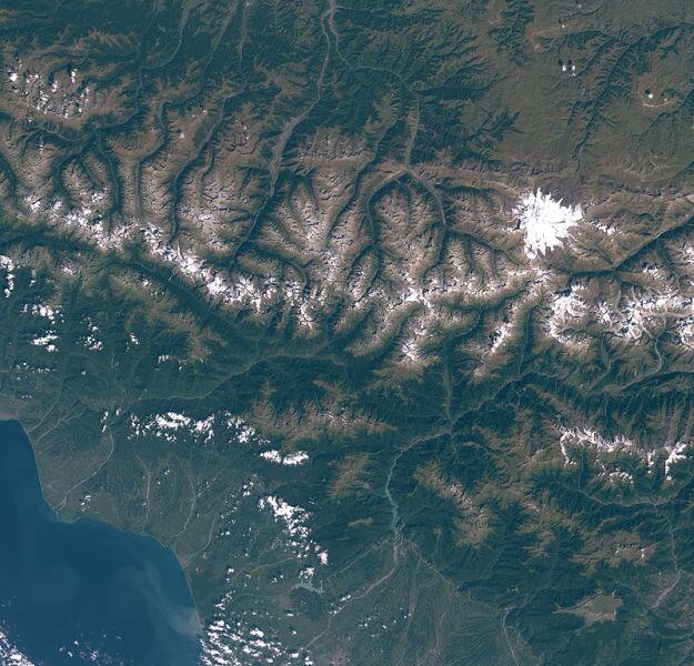 Вид на Эльбрус из космоса