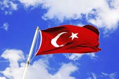 В Турции говорят на турецком языке.(hasanugurlu, Shutterstock) В Турции говорят на турецком языке.(hasanugurlu, Shutterstock)