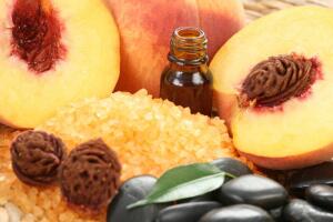 В чём уникальные и универсальные свойства персикового масла?