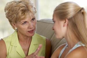 «Трудные» родители: как наладить отношения?
