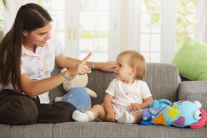 О чем говорить с маленьким ребенком? Полезные темы для бесед