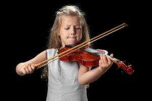 Почему музыкальная школа помогает учиться в школе общеобразовательной?