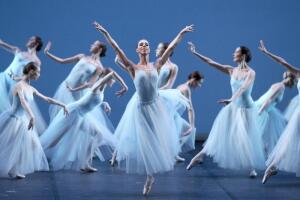 Самый первый балетный спектакль в России: когда он был показан и что о нём известно?
