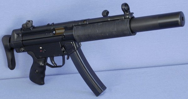 Пистолет-пулемет МП5, выпускаемый фирмой «Хеклер и Кох»