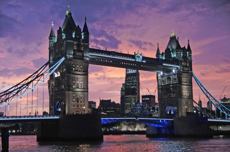Тауэрский мост, Лондон, Великобритания