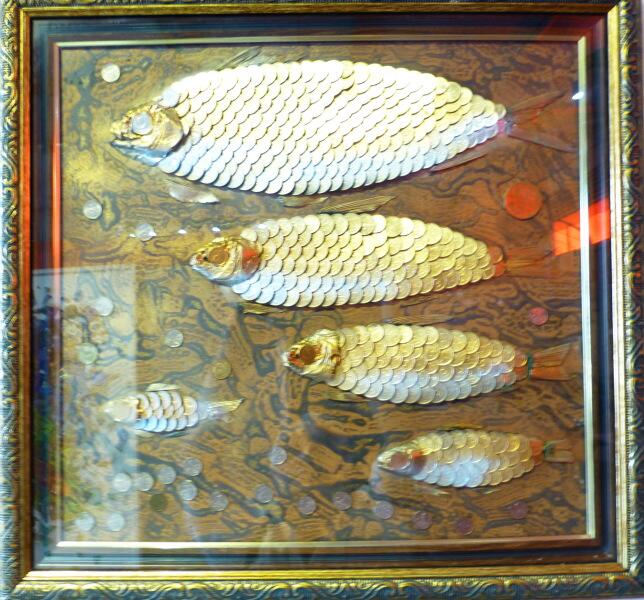 Объёмная картина Рыбки, сделанные из монеток