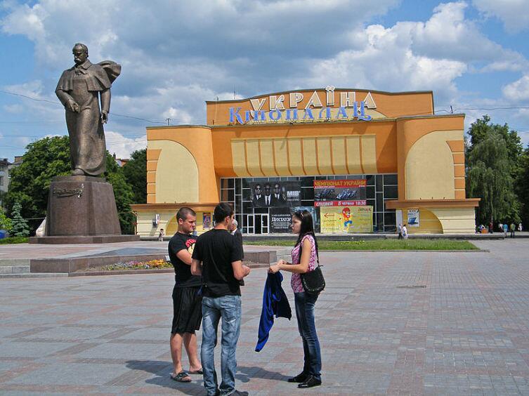Дворец кино «Украина» в г. Ровно