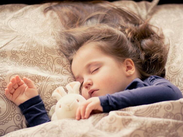 Если ребенок не хочет засыпать, не заставляйте