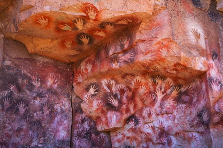 Картины пещеры в Куэва-де-Лас-Манос, Патагония, Аргентина