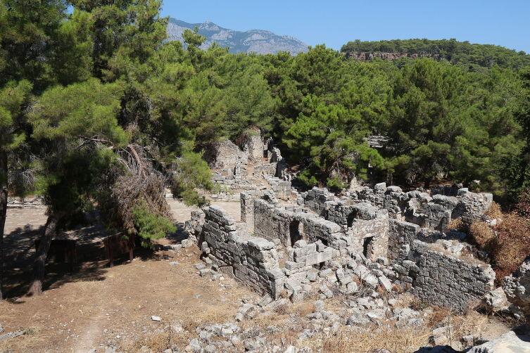 Руины античного города Фазелис