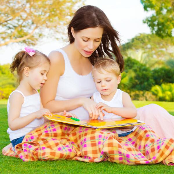Какие детские книги читать своему ребенку?