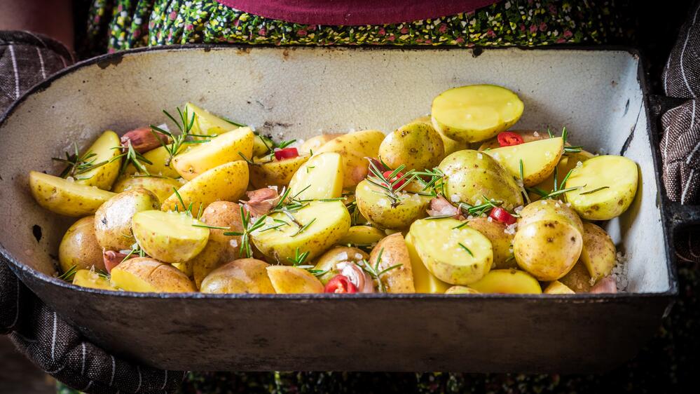 Можно ли употреблять в пищу зеленый картофель