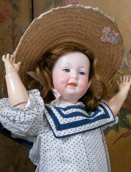 Как Арманд Марсель стал кукольных дел мастером?