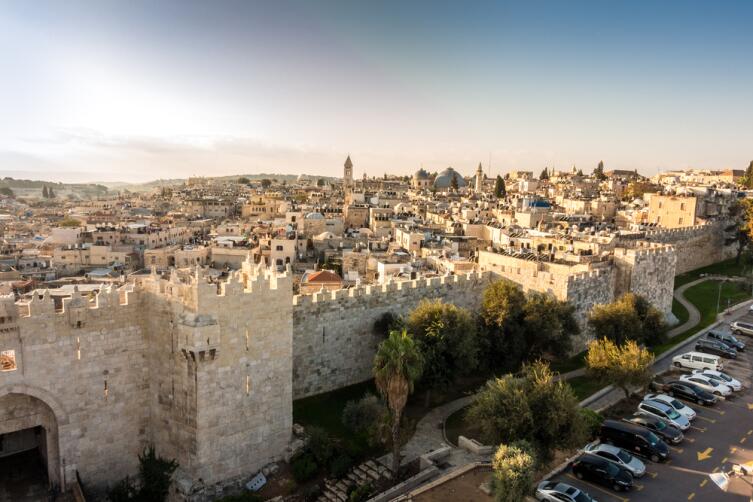 Вид на Старый город Иерусалима и Дамасские ворота