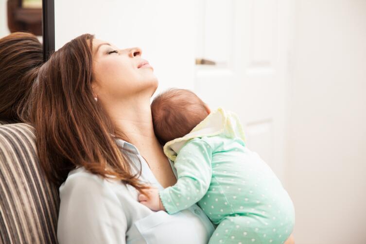 Сложности материнства: как распознать эмоциональное выгорание?