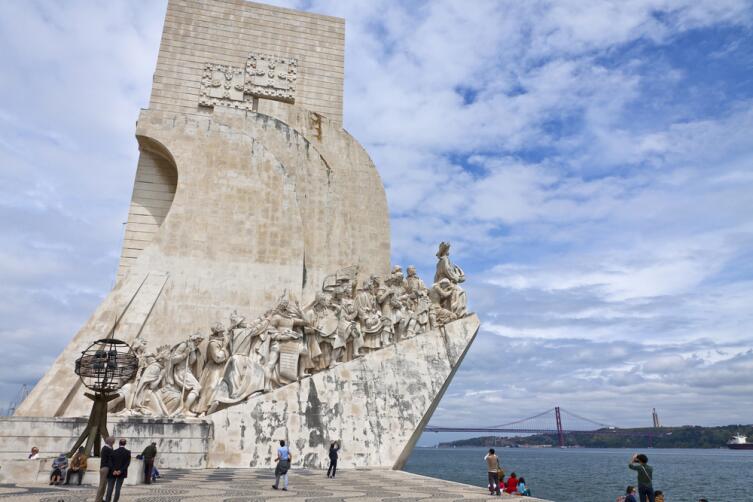 Памятник первооткрывателям, Лиссабон, Португалия