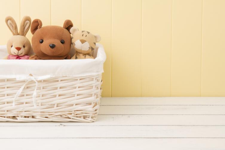 Как организовать хранение игрушек в детской?