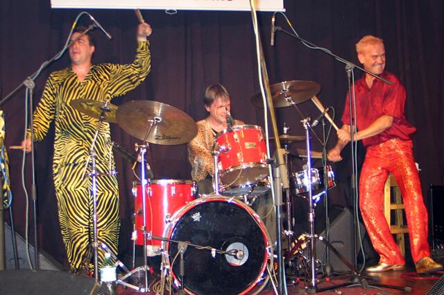 Концерт Red Elvises в клубе Б-2, 2005 г.