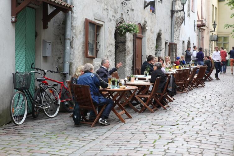 Уличные кафе в Таллине