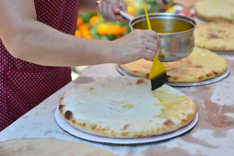 В чем секрет приготовления осетинского пирога? Технологии, проверенные веками