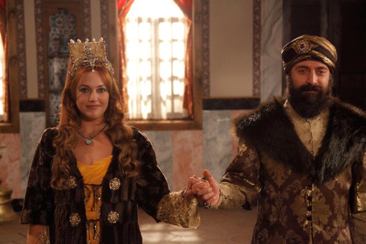 Султан Сулейман и его любимая наложница Роксолана (Хюррем)