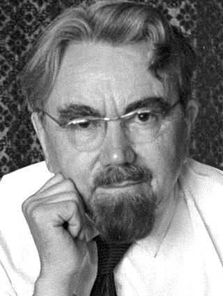 Советский и российский фантаст Александр Казанцев (1906—2002), придумал и ввёл в русский язык слово «инопланетяне» и много других