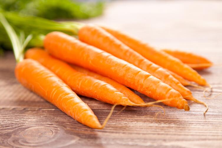 Считается, что морковь очищает грибы и удаляет из них, впитывая, вредные вещества