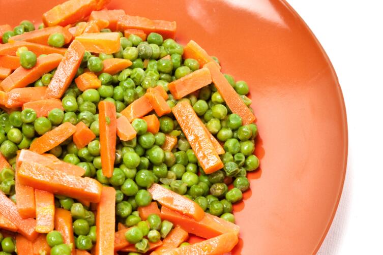 Какие необычные и полезные блюда можно приготовить из моркови?
