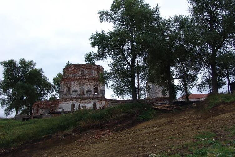 Красногорский монастырь, Пинега. Был разорён и закрыт в 1920 году
