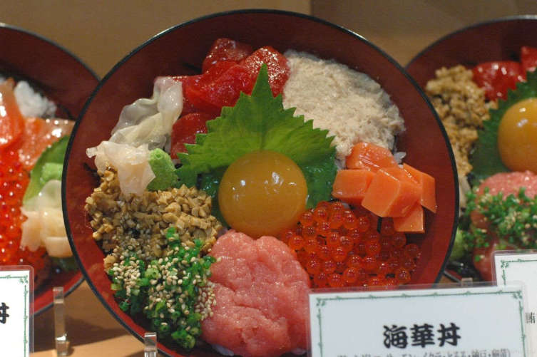 Японцы преуспели в изготовлении бутафорской еды
