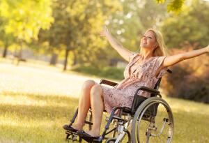 Как выбрать  инвалидную коляску?
