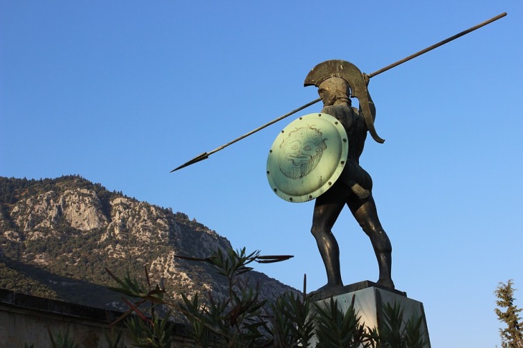 Памятник Леониду в Фермопильском ущелье, Греция