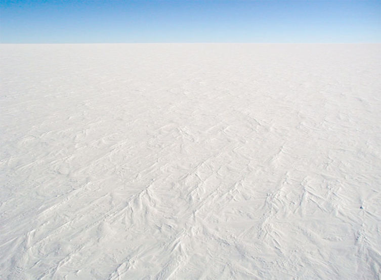 Типичный пейзаж Антарктиды. Сложно представить, что на материке есть жизнь