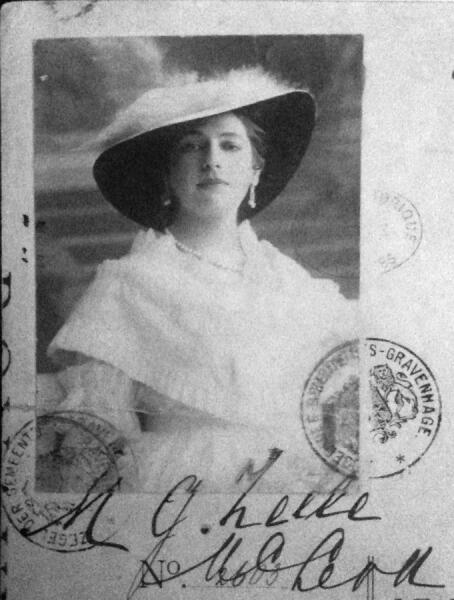 Мата Хари в 1915 г.