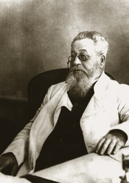 Владимир Фёдорович Снегирёв (1847—1916) — врач, доктор медицины, заслуженный профессор Московского университета