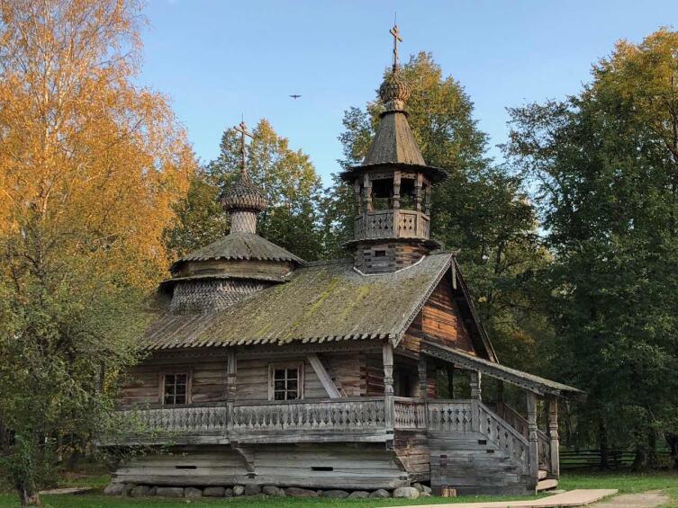 Витославлицы, старая деревянная церковь