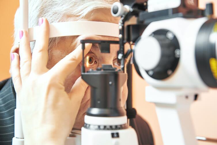 Глаукома начинается без симптомов