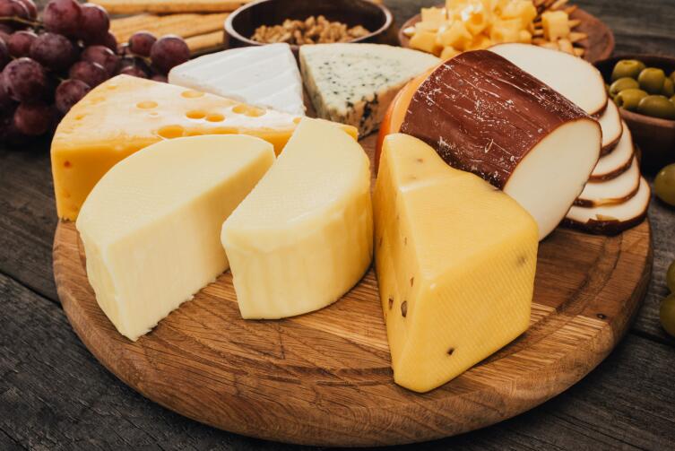 Сыр не повышает уровень сахара в крови, поэтому не несет угрозы для диабетиков