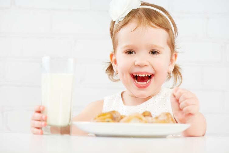 Как накормить капризного малыша блюдами из творога и манки?