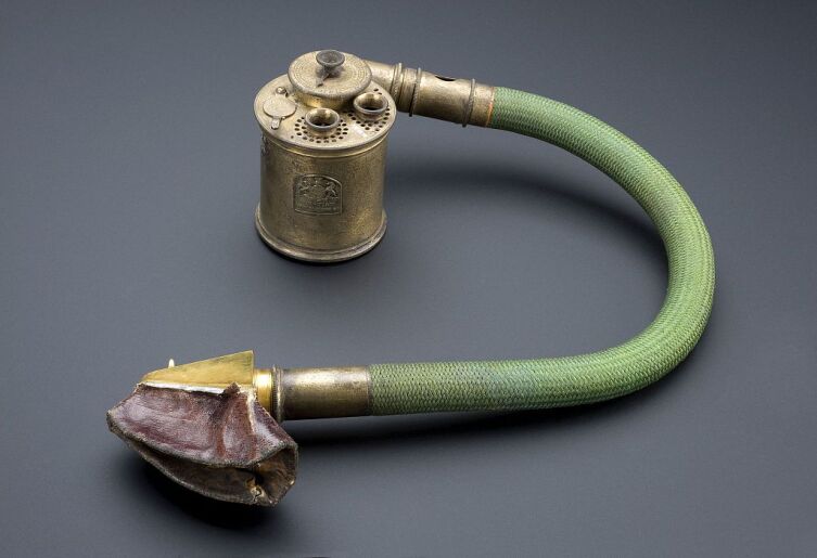 Ингалятор для анестезии хлороформом, Англия, 1866—1885 гг.