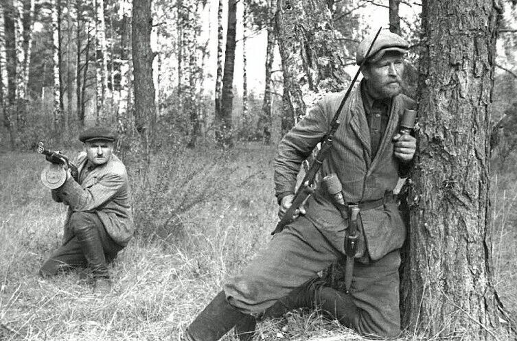Советские партизаны в Белоруссии, 1943 г.
