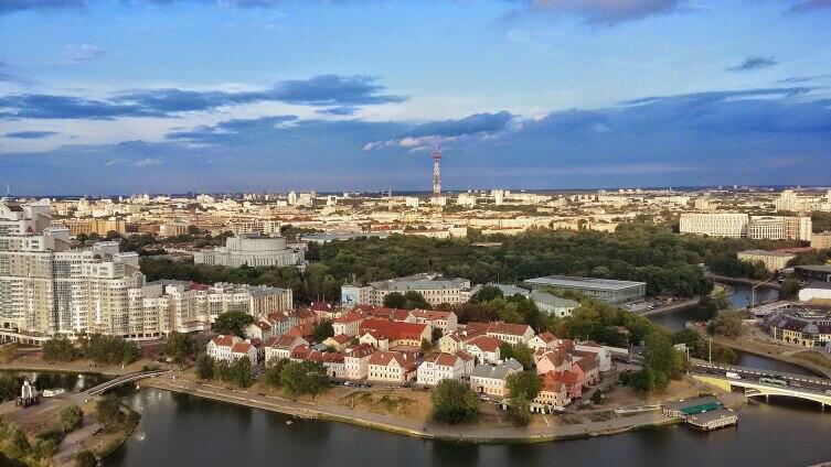 Минск — столица и крупнейший город Белоруссии с населением около 2-х млн человек