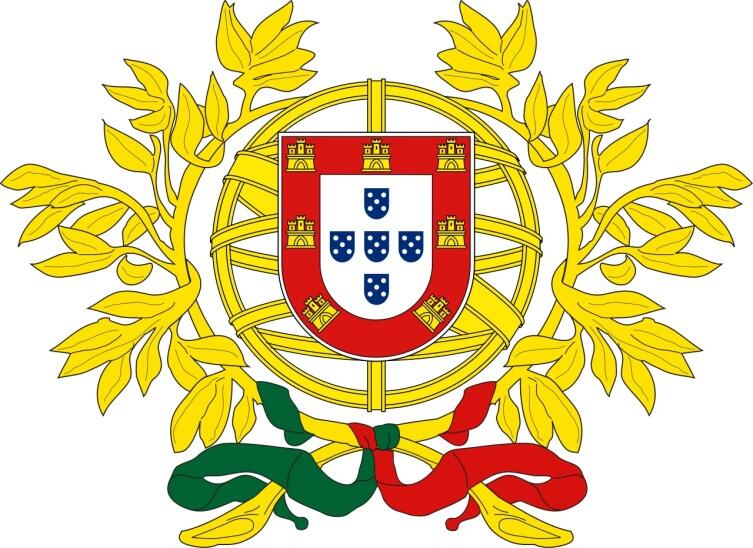 Герб Португалии официально принят 30 июня 1911 года
