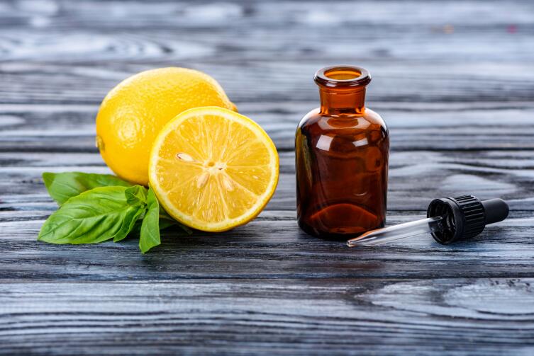 Для чего нужно эфирное масло лимона?