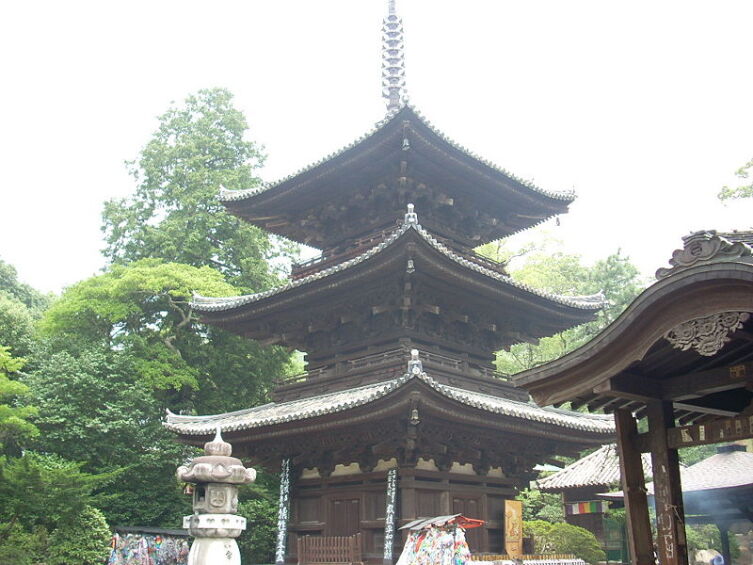Храм Иситэ-дзи в городе Мацуяма