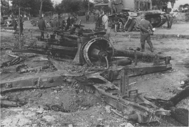 Уничтоженная у Дубно немецкая 88-мм зенитная пушка Flak 18