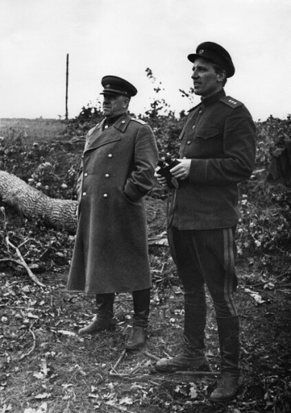 Г. К. Жуков и А. Е. Голованов. Брянский фронт, июль 1943 г.