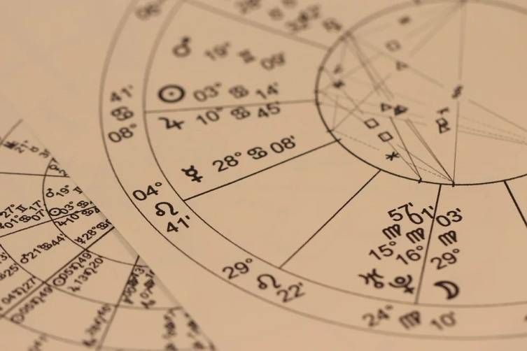Пять мифов об астрологии. Какой из них ваш?