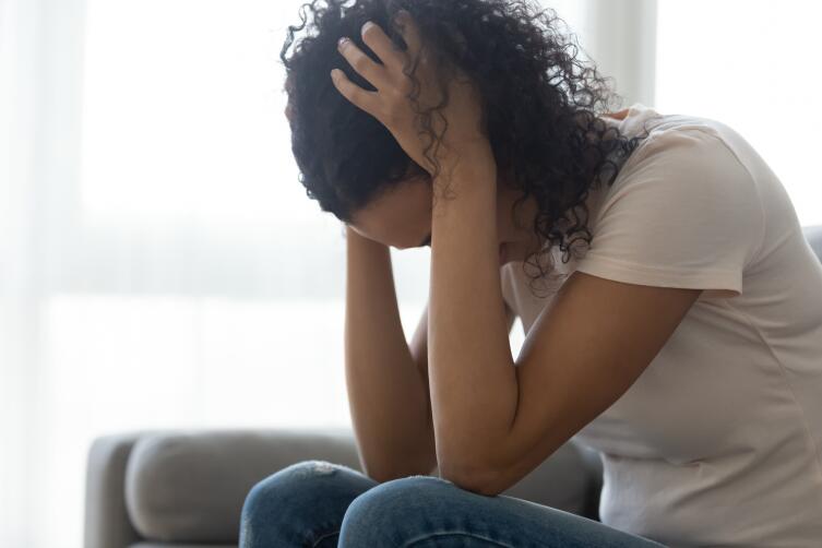 После аборта у женщины может развиться депрессия